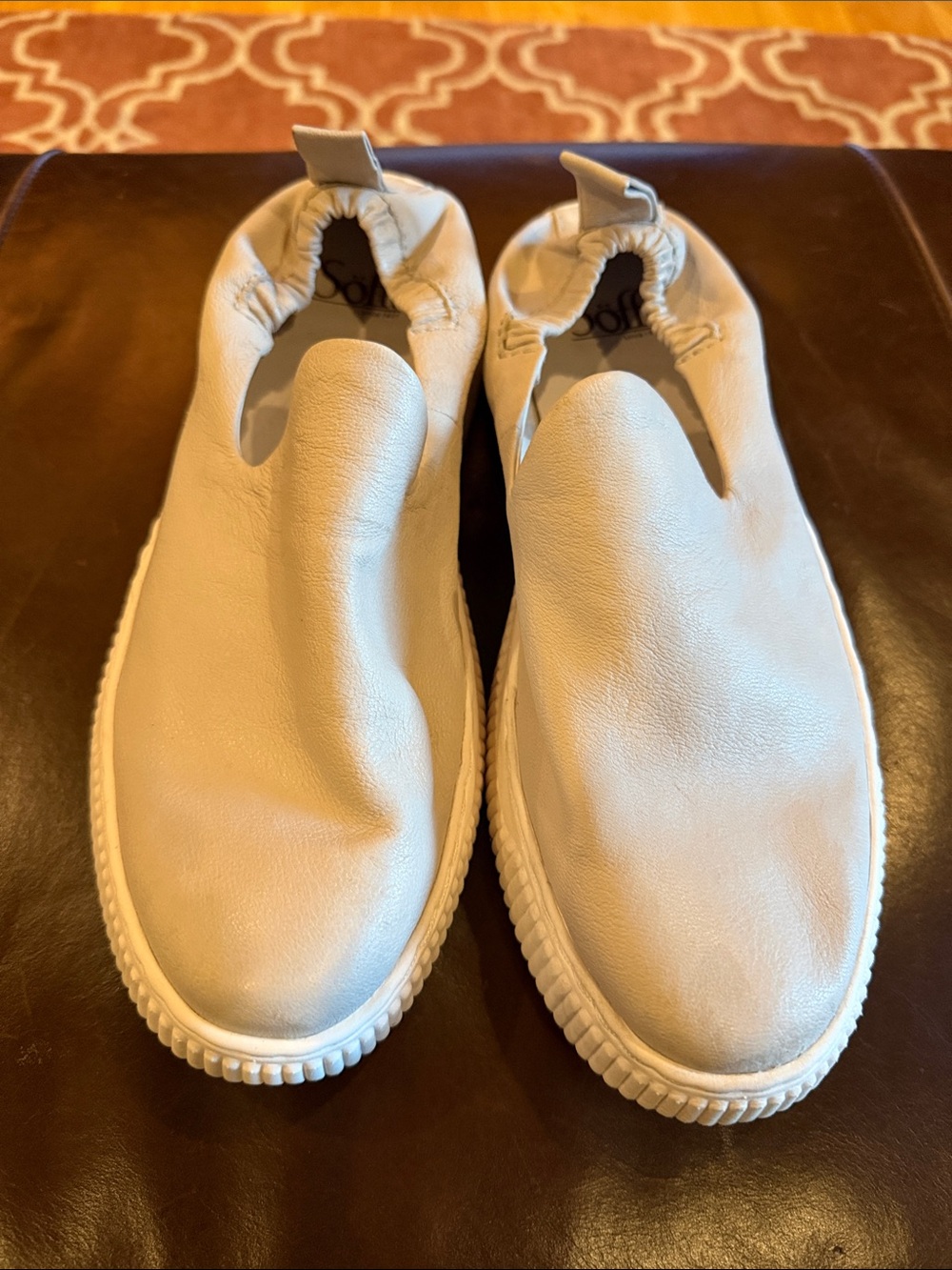 Sofft leather slip on comfort shoes 9.5